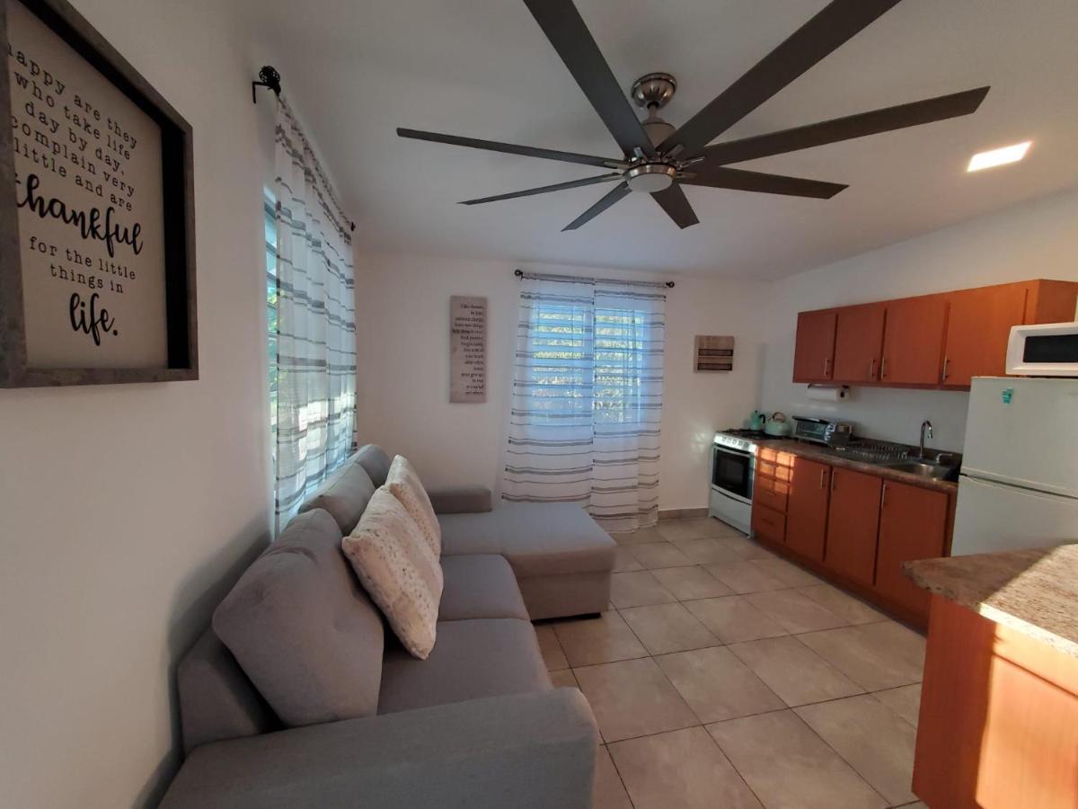 Aguadilla Sunrise Apt With Ac Wifi 8 Minute Walk From Crashboat Beach Luaran gambar
